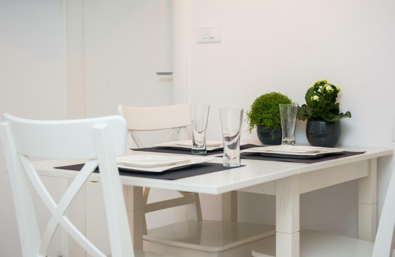 Apartments Hugo Сплит Экстерьер фото