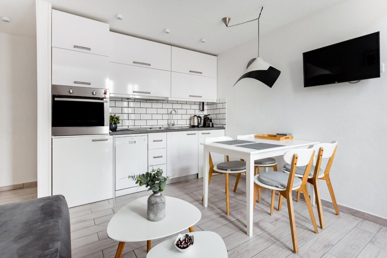 Apartments Hugo Сплит Экстерьер фото